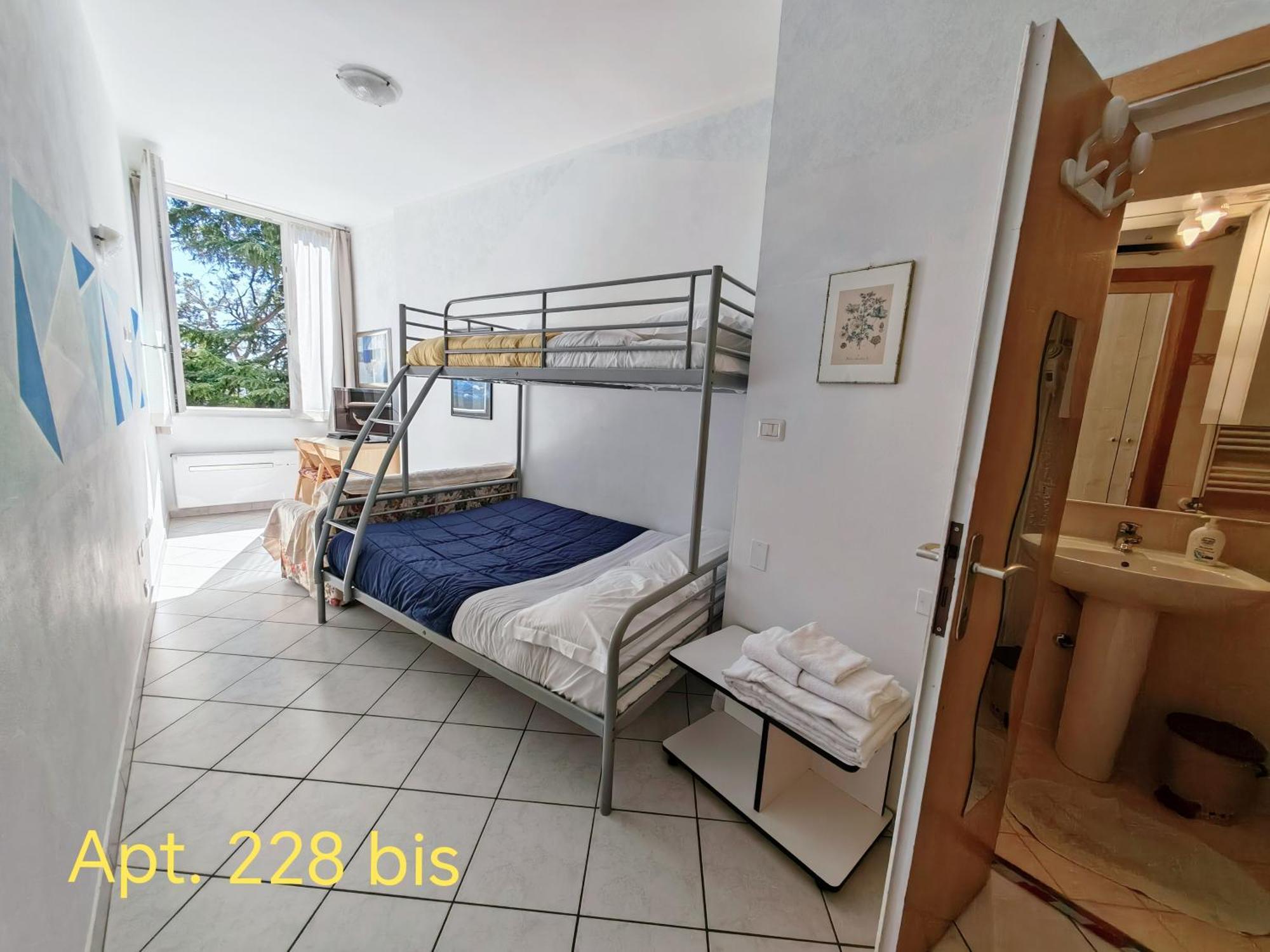 Garda Apartments In Euroresidence Extérieur photo
