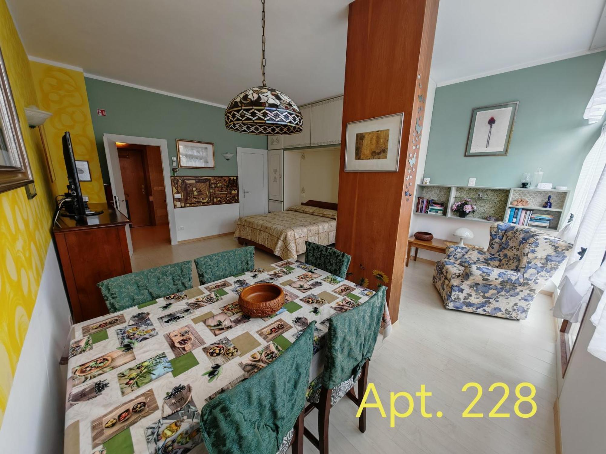 Garda Apartments In Euroresidence Extérieur photo